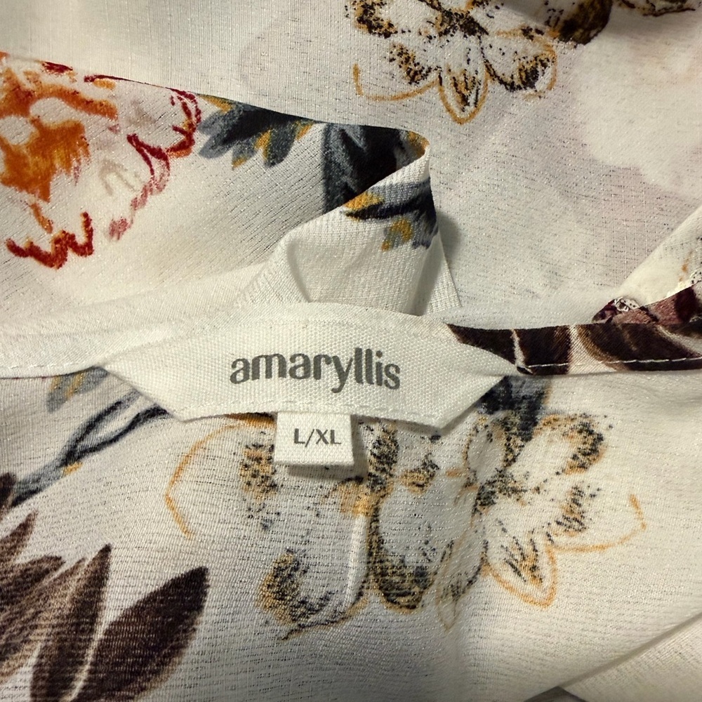 Amaryllis Cream Floral Open-Front Kimono - Picture 5 of 5
